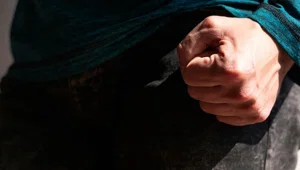Tacizciye atılan ölüm yumruğuna 16 yıl hapis Tacizciye atılan ölüm yumruğuna 16 yıl hapis
