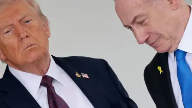 Trump ve F-22 rozeti yine sahnede. ABD Başkanı bu rozeti neden takıyor?