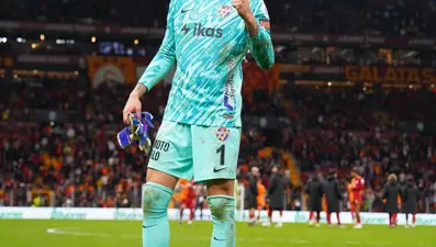 Rıdvan Dilmen: Galatasaray 2 Berke Özer 2