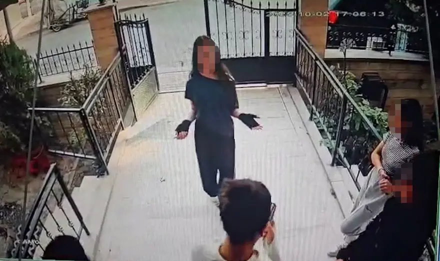 Konya'da akran zorbalığı: Beş kız çocuğu, bıçakla kapıya dayandı! 