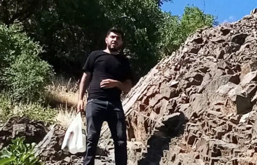 Ailesinin karıştığı kavgayı ayırırken vurulan polis yaşamınıyitirdi Ailesinin karıştığı kavgayı ayırırken vurulan polis yaşamınıyitirdi