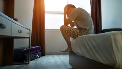 Hipertansiyon iş stresi ve uykusuzlukla birleşince ölüm riski 3 kat artıyor (Araştırma)