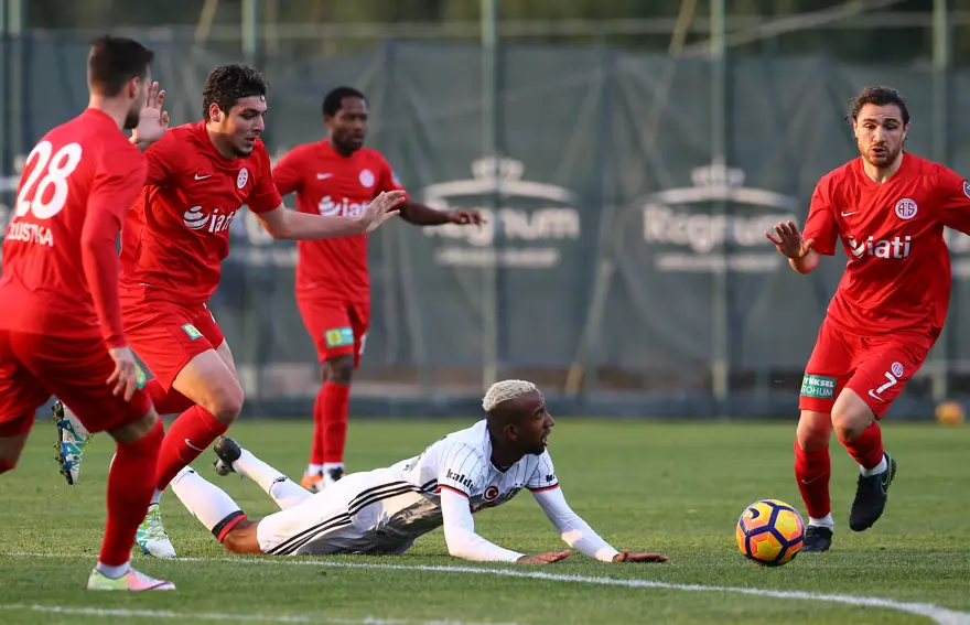 Antalya'da Beşiktaş'tan tatsız prova! 9