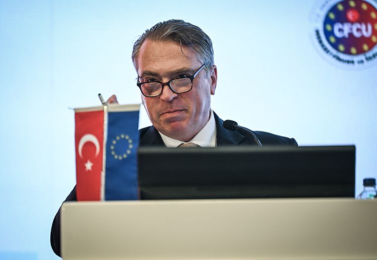 Türklere vizesiz Avrupa için AB'den dikkat çekici çıkış: "Bu utanç verici"
