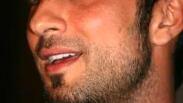 'Adımı kalbine yaz unutma'