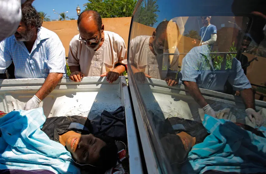 Kaddafi'nin kalesi düştü 5 Kaddafi'nin kalesi düştü 5