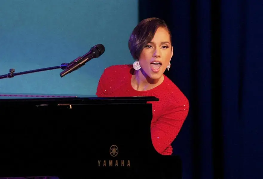 Obama çiftinden romantik dans 24 Obama çiftinden romantik dans 24