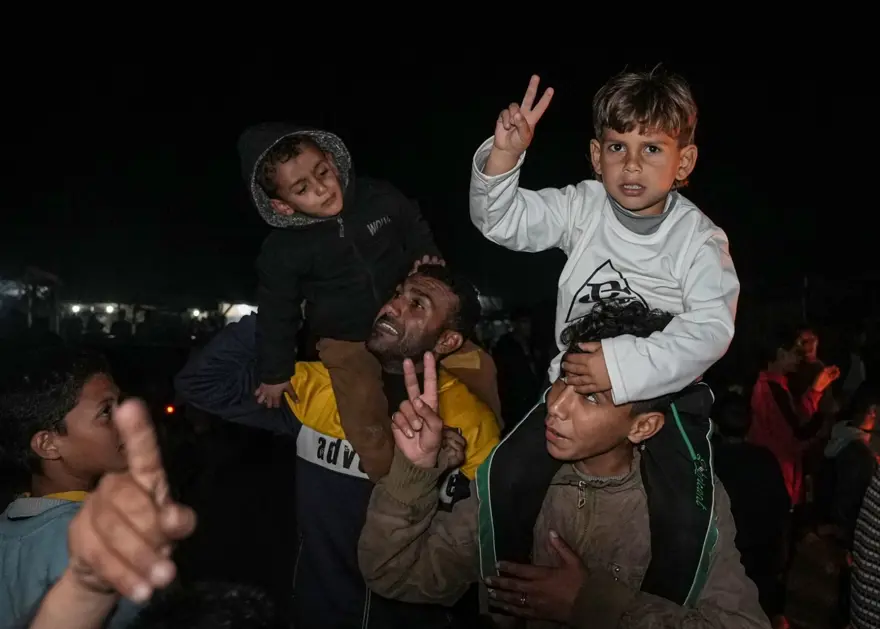 İsrail ve Hamas arasında anlaşma: Gazze'de sevinç gösterileri 8