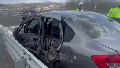 Bingöl’de trafik kazası: Aynı aileden 5 kişi yaralandı