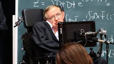 Hawking ölmeden önce insanoğlunu son teorisi ile uyarmış