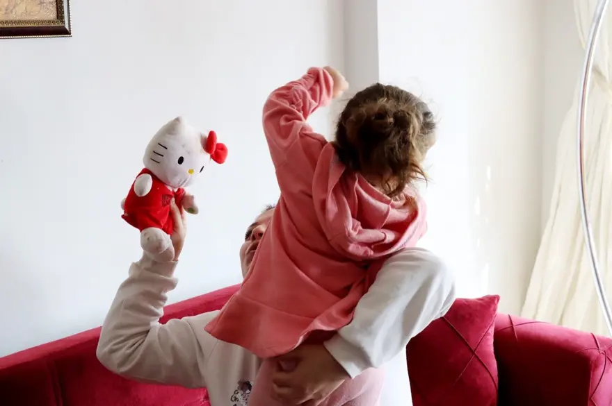 "DELİLLER ÇOCUKLARA YÖNELİK KÖTÜ MUAMELEYİ, ŞİDDETİ ORTAYA ÇIKARDI" 4 "DELİLLER ÇOCUKLARA YÖNELİK KÖTÜ MUAMELEYİ, ŞİDDETİ ORTAYA ÇIKARDI" 4