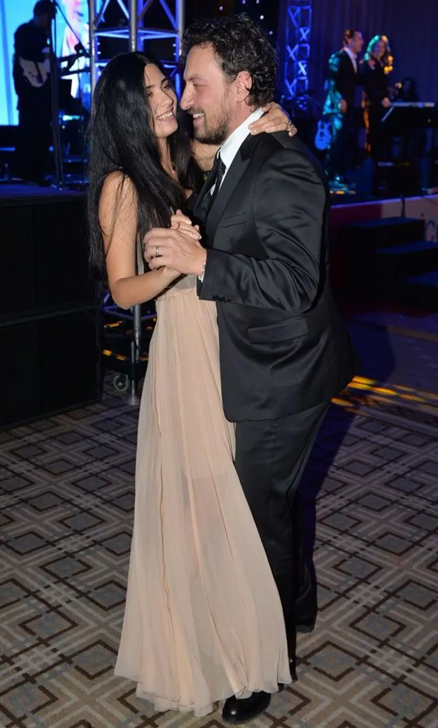 TUBA BÜYÜKÜSTÜN-ONUR SAYLAK 1