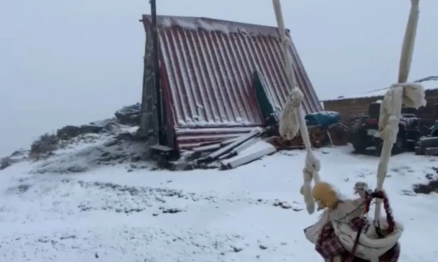 Rize’de yaylalar beyaza büründü 3 Rize’de yaylalar beyaza büründü 3