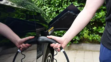 En az sevilen elektrikli otomobil markası belli oldu