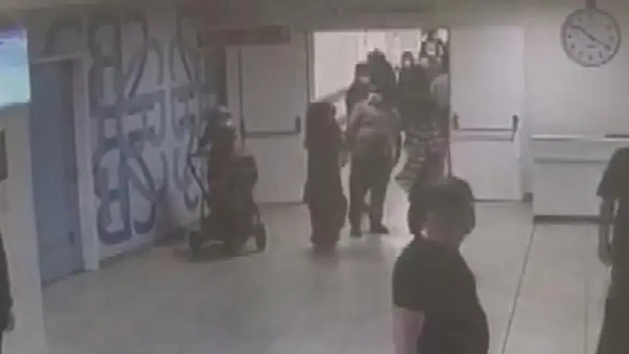 Şişli'de hastaneden bebek kaçırmaya çalıştı: Kendi bebeğime benzettim 1 Şişli'de hastaneden bebek kaçırmaya çalıştı: Kendi bebeğime benzettim 1
