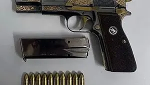 Isparta’da ruhsatsız tabanca ve uyuşturucu ele geçirildi