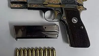 Isparta’da ruhsatsız tabanca ve uyuşturucu ele geçirildi