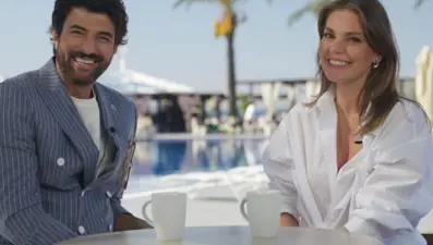 Aslı Enver ile Engin Akyürek başrolde: Old Money