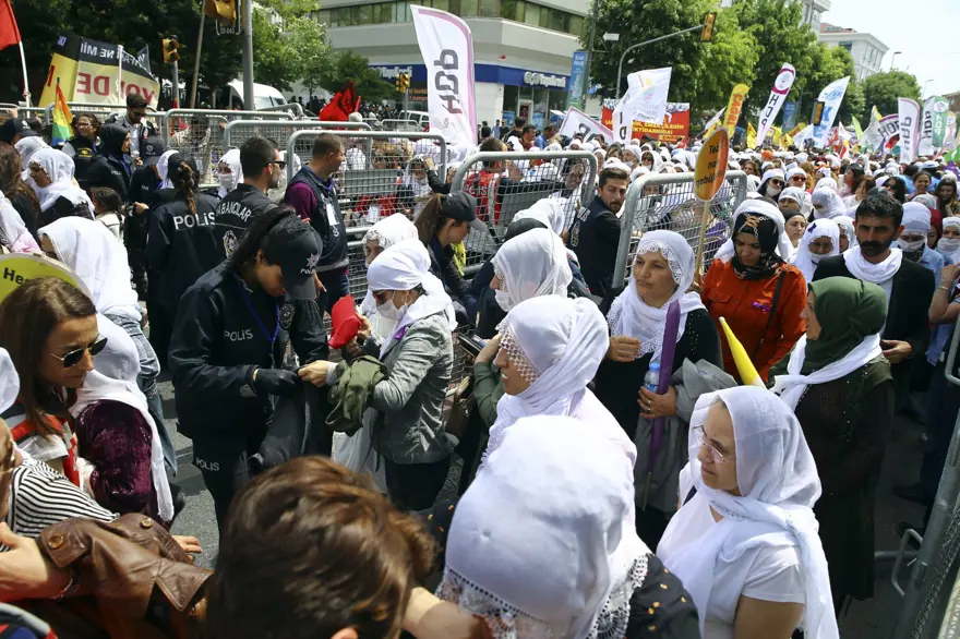 Bakırköy'de 1 Mayıs coşkusu 55