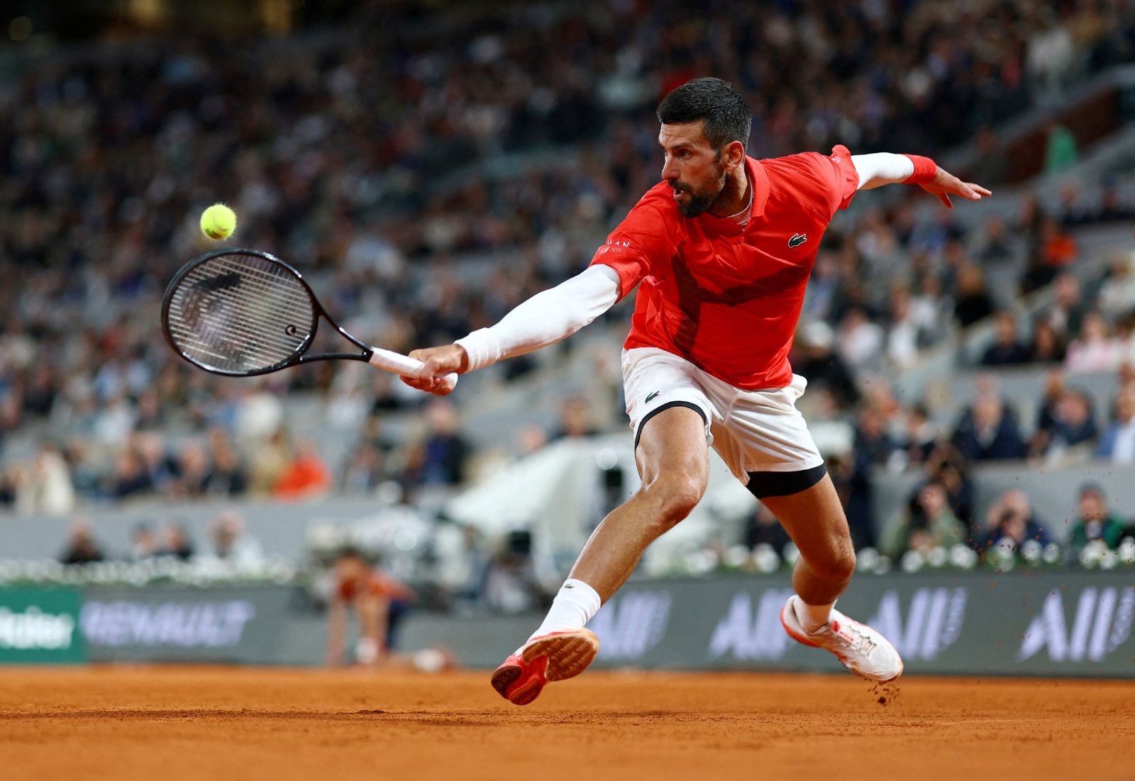 Fransa Açık'ta Novak Djokovic ve Sonay Kartal ikinci turda