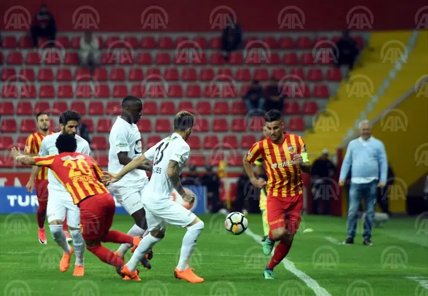 Süper Lig 2017/18 sezonu 33. hafta puan durumu maç sonuçları ve kalan maç fikstürü Süper Lig 2017/18 sezonu 33. hafta puan durumu maç sonuçları ve kalan maç fikstürü