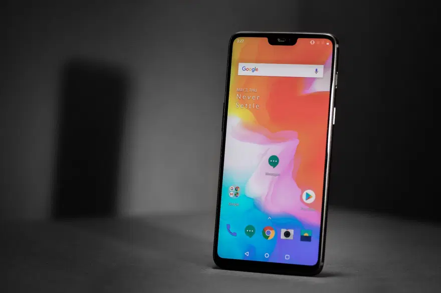 Bu defa 'iPhone X katili' için kuyruk oluştu 5 Bu defa 'iPhone X katili' için kuyruk oluştu 5