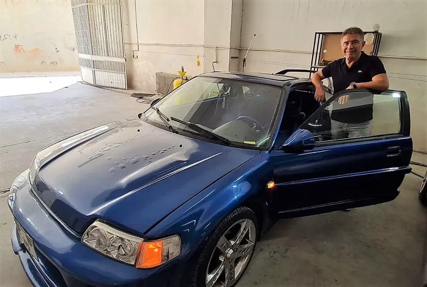 17 araçlık koleksiyonunu gazetesi için satışa çıkardı (Efsane Honda CRX) 4