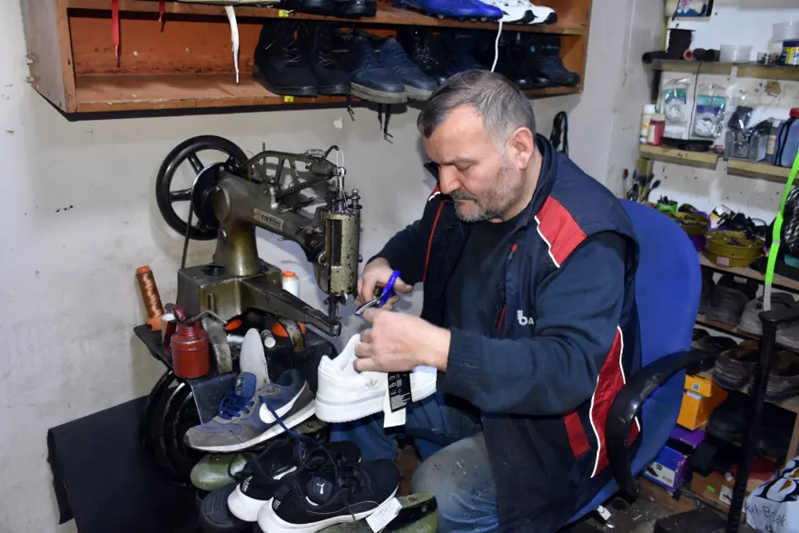 35 yıldır bu işi yapıyor ama çırak bulamıyor: Sabah 7.30'da gelip gece saat 11'e kadar çalışıyor 2