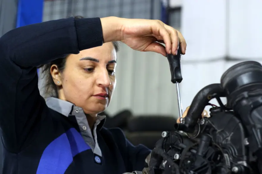 "OKULA GİTTİĞİMDE 'ANNE USTA GELDİ' DİYORLAR" 3