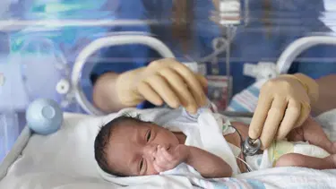 Prematüreleri "uyutup büyüten" proje geliştirdiler