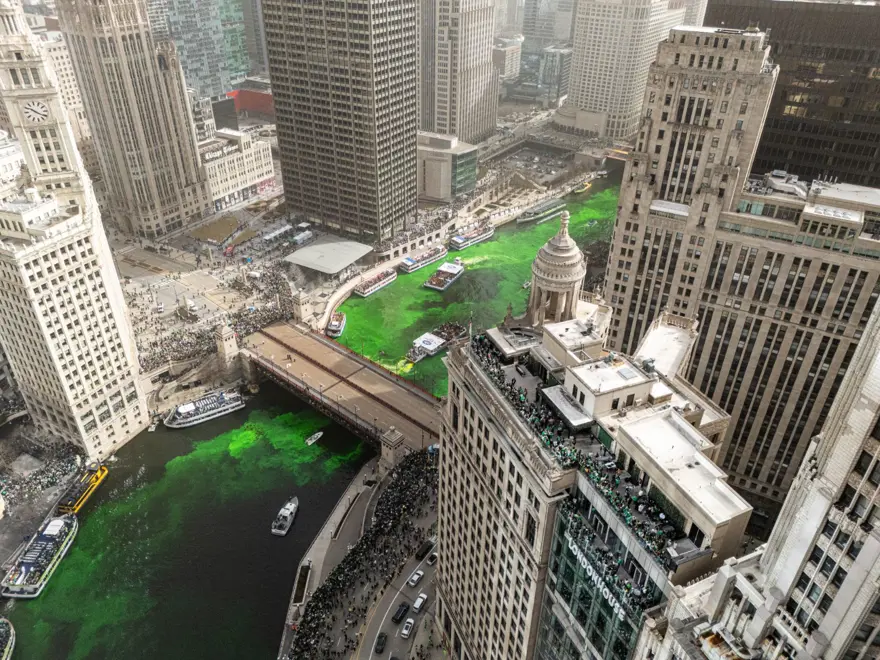 ABD'de Aziz Patrick Günü kutlamaları: Chicago nehri yeşile boyandı 7