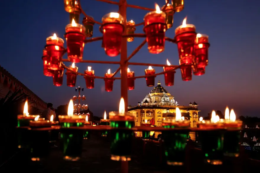 Hindistan'da Diwali festivali kutlandı 12