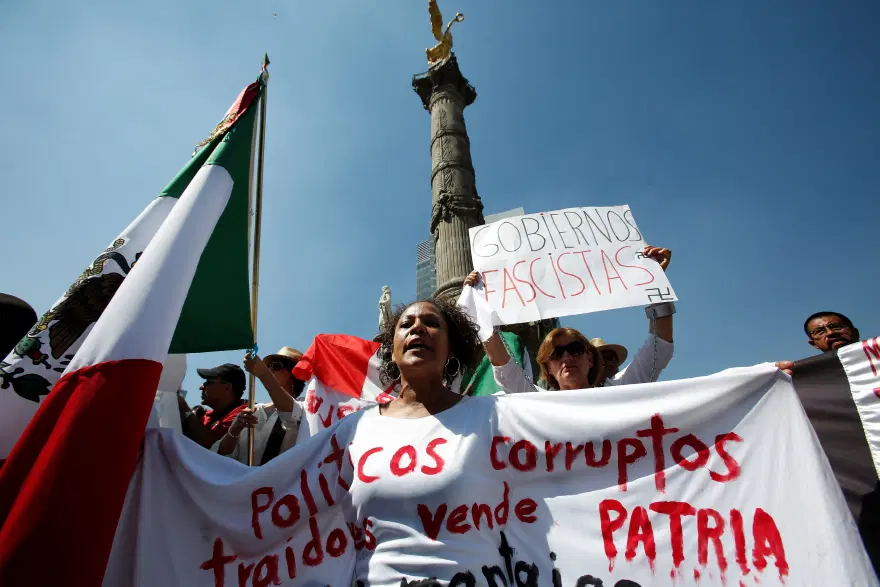 Meksika'da Trump protestosu 28 Meksika'da Trump protestosu 28