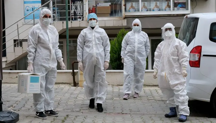 Türkiye'de corona virüs: Salgınla geçen bir yılda neler yaşandı? 12 Türkiye'de corona virüs: Salgınla geçen bir yılda neler yaşandı? 12