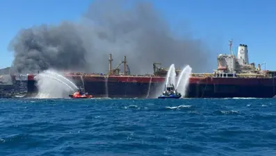 Aliağa Limanı'ndaki yangın kontrol altında