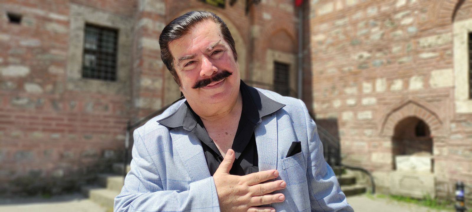 "Herkes beni Orhan Gencebay sanıyor"