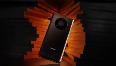 HUAWEI Mate40 Pro, Huawei Online Mağaza’da ön satışa sunuldu