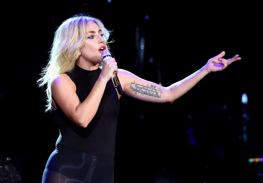 Lady Gaga'dan Coachella gösterisi 5