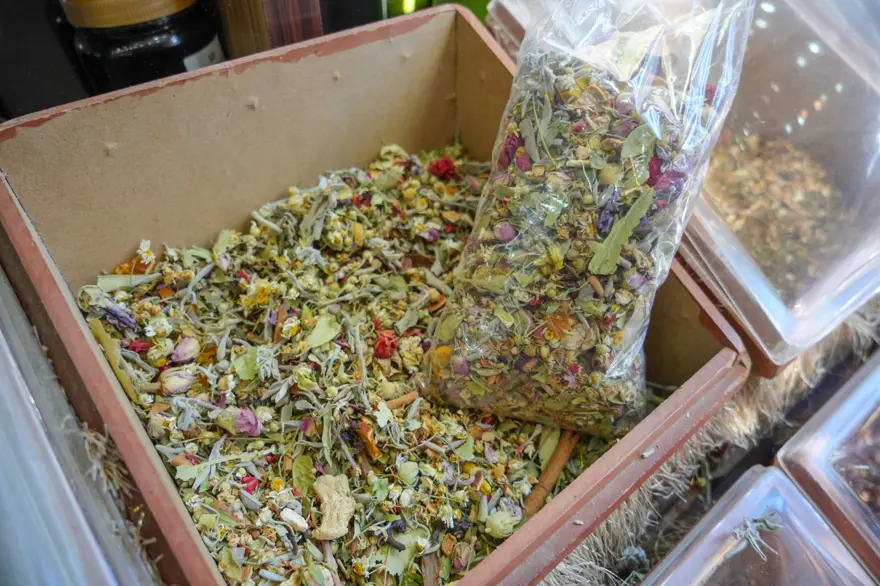 Kilosu 500 liradan tezgahlarda alıcı buluyor: Hasta olmak istemeyenler oraya koşuyor 3