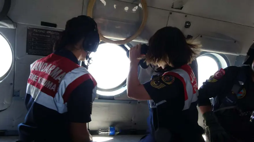 Helikopterler havalandı, komandolar devriye attı: Aydın’da orman yangını alarmı 4