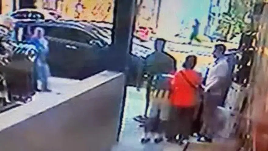 Vantilatör çaldılar, sonra özür dilediler! Görüntüler sosyal medyada yayılınca pişman oldular 2