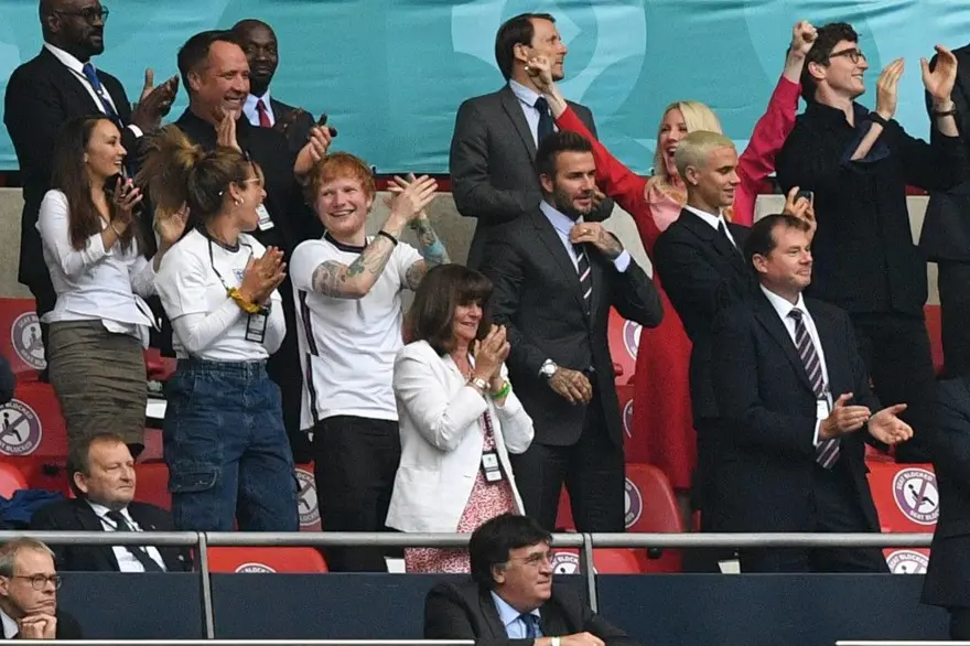 Kraliyet Ailesi, David Beckham ve Ed Sheeran EURO 2020 İngiltere-Almanya Maçı tribününde 5