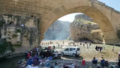 Yer: Adıyaman! Hava sıcaklığı 40 derecenin üzerinde ölçüldü