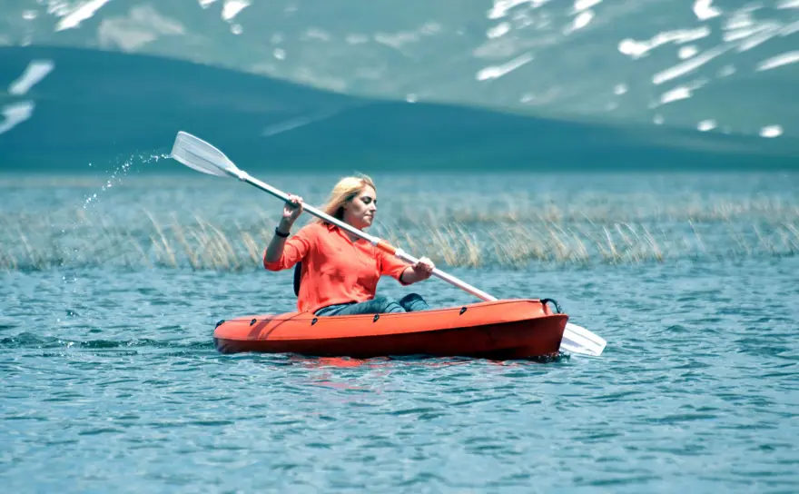 keşiş gölü, van gezilecek yerler, erek dağı, van kano 9