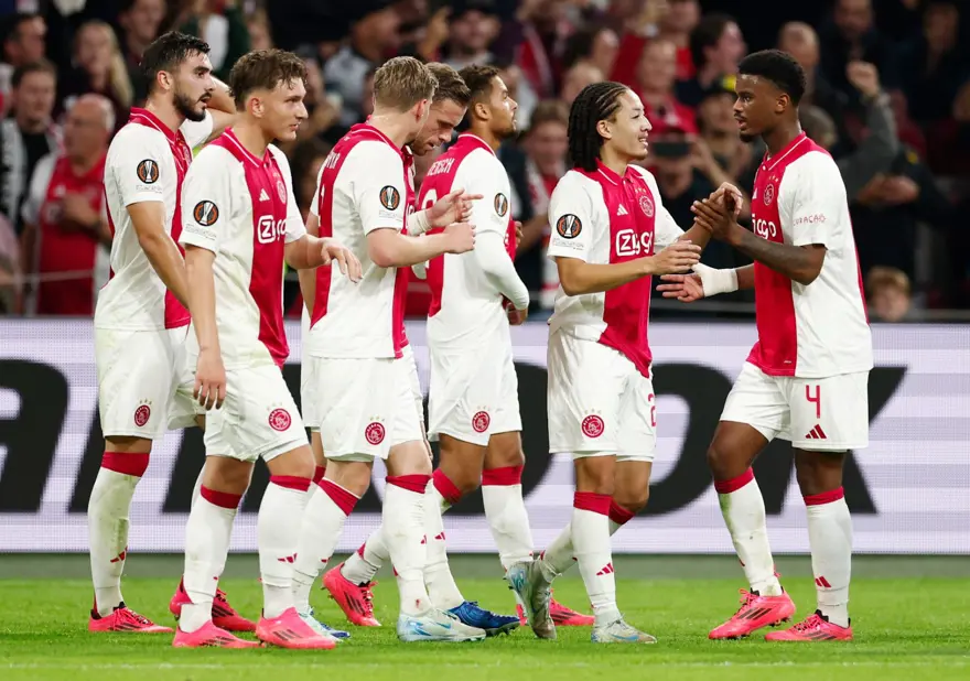 Beşiktaş, Hollanda'da farklı kaybetti 24