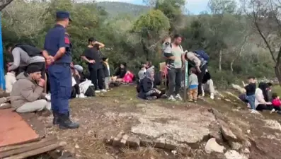 Milas’ta 74 kaçak göçmen yakalandı