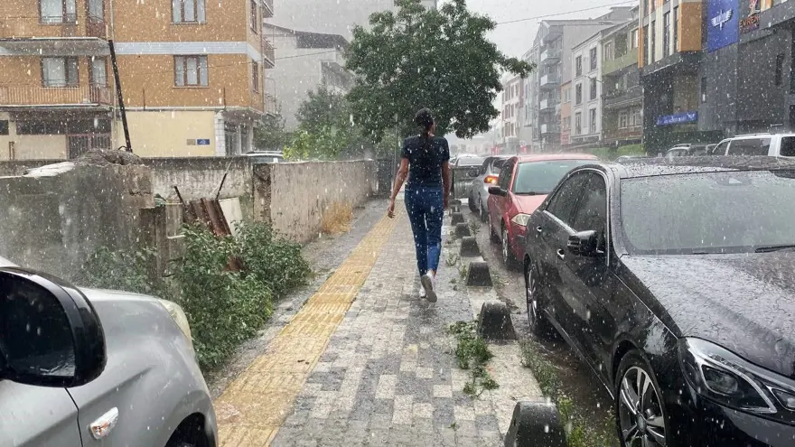 Kocaeli'de sağanak yağış: Yollar göle döndü 5