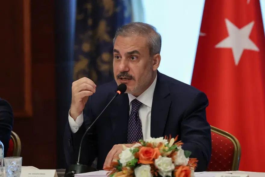 BAKAN FİDAN: TÜRKİYE ÇATIŞMALARA MÜDAHİL DEĞİL 9