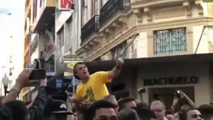 Brezilya'nın devlet başkan adayı Bolsonaro'ya bıçaklı saldırı Brezilya'nın devlet başkan adayı Bolsonaro'ya bıçaklı saldırı