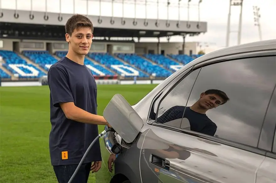 Arda Güler'e 10 milyon liralık araba hediyesi 2